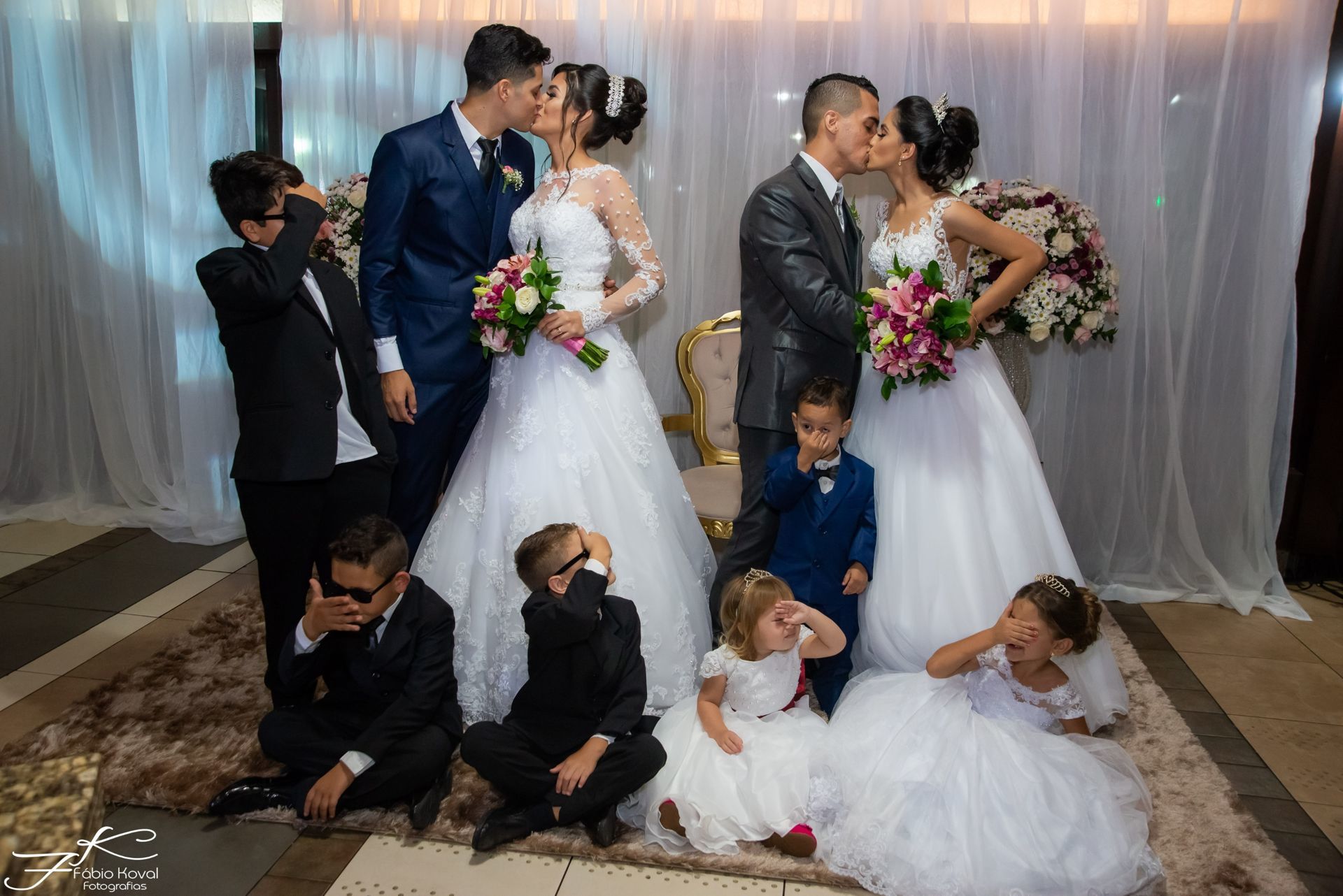 Foto Lindo Casamento Duplo Foto Lindo Casamento Duplo - Imagem 39