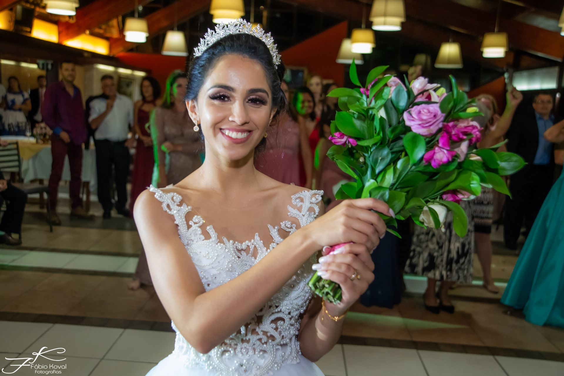 Foto Dicas de escolher o Buquê de Noiva ideal para seu casamento Foto Dicas de escolher o Buquê de Noiva ideal para seu casamento - Imagem 11