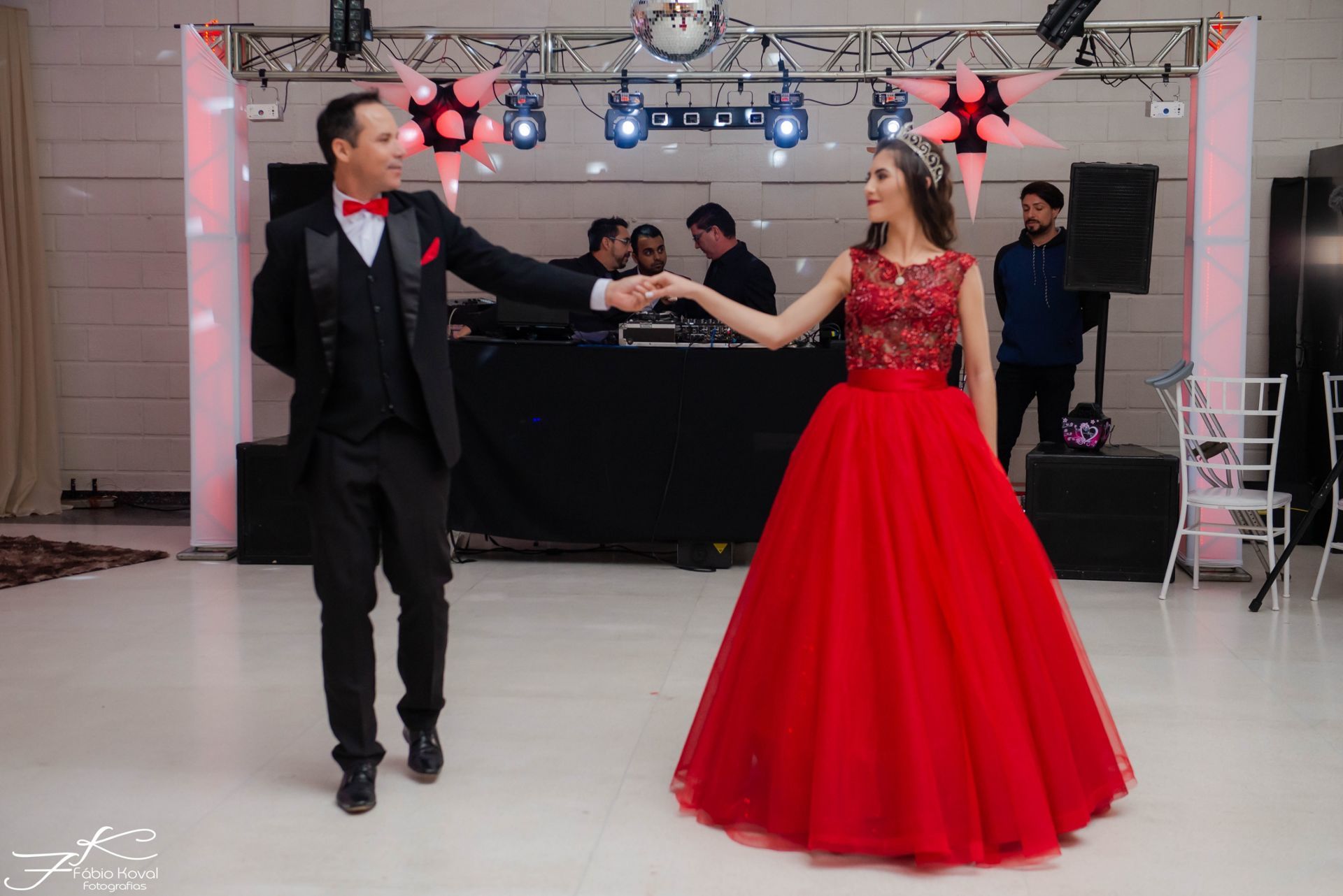Foto Aniversário de 15 Anos Larissa, Chácara Recanto Feliz - Curitiba, P.R. Foto Aniversário de 15 Anos Larissa, Chácara Recanto Feliz - Curitiba, P.R. - Imagem 37
