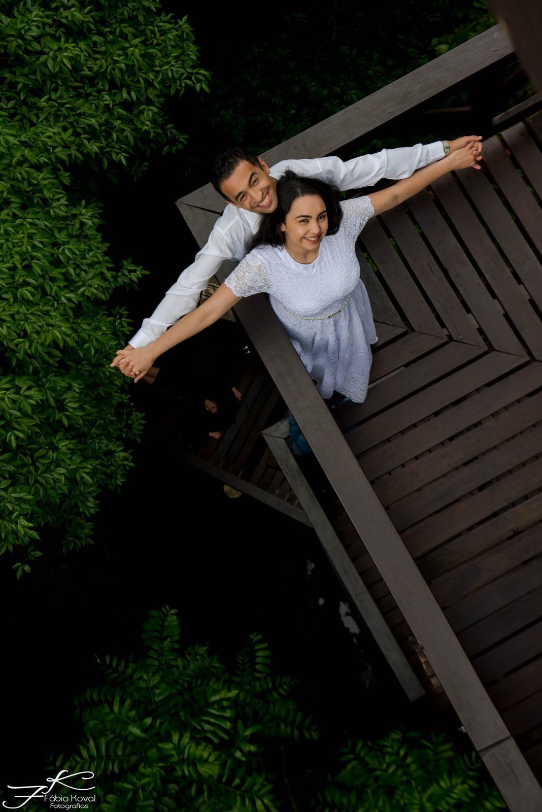Foto Ensaio Pré-wedding em Curitiba de Gabriele e Jhonatan Foto Ensaio Pré-wedding em Curitiba de Gabriele e Jhonatan - Imagem 4