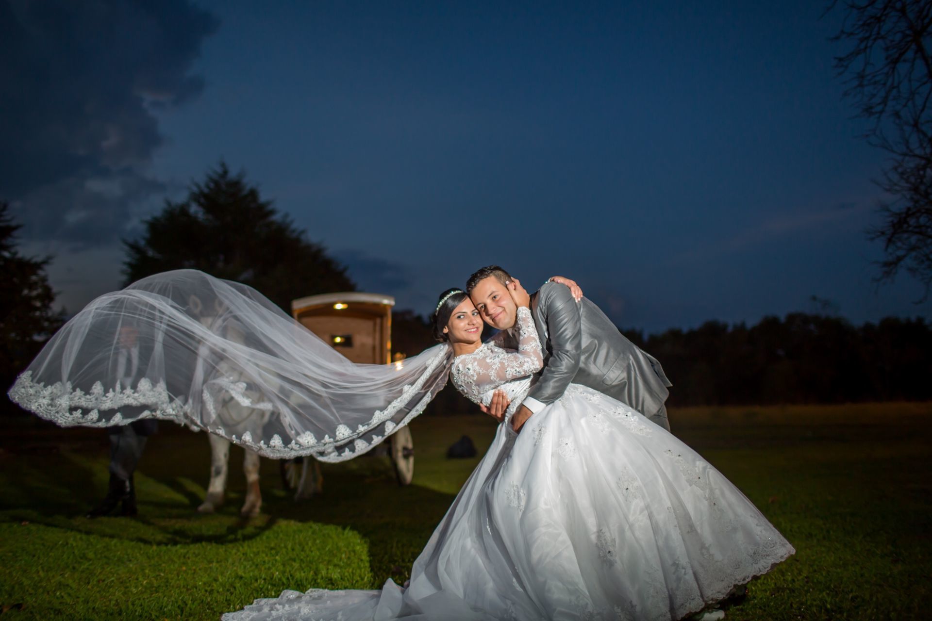 Foto Casamento ao ar livre em Curitiba Foto Casamento ao ar livre em Curitiba - Imagem 12